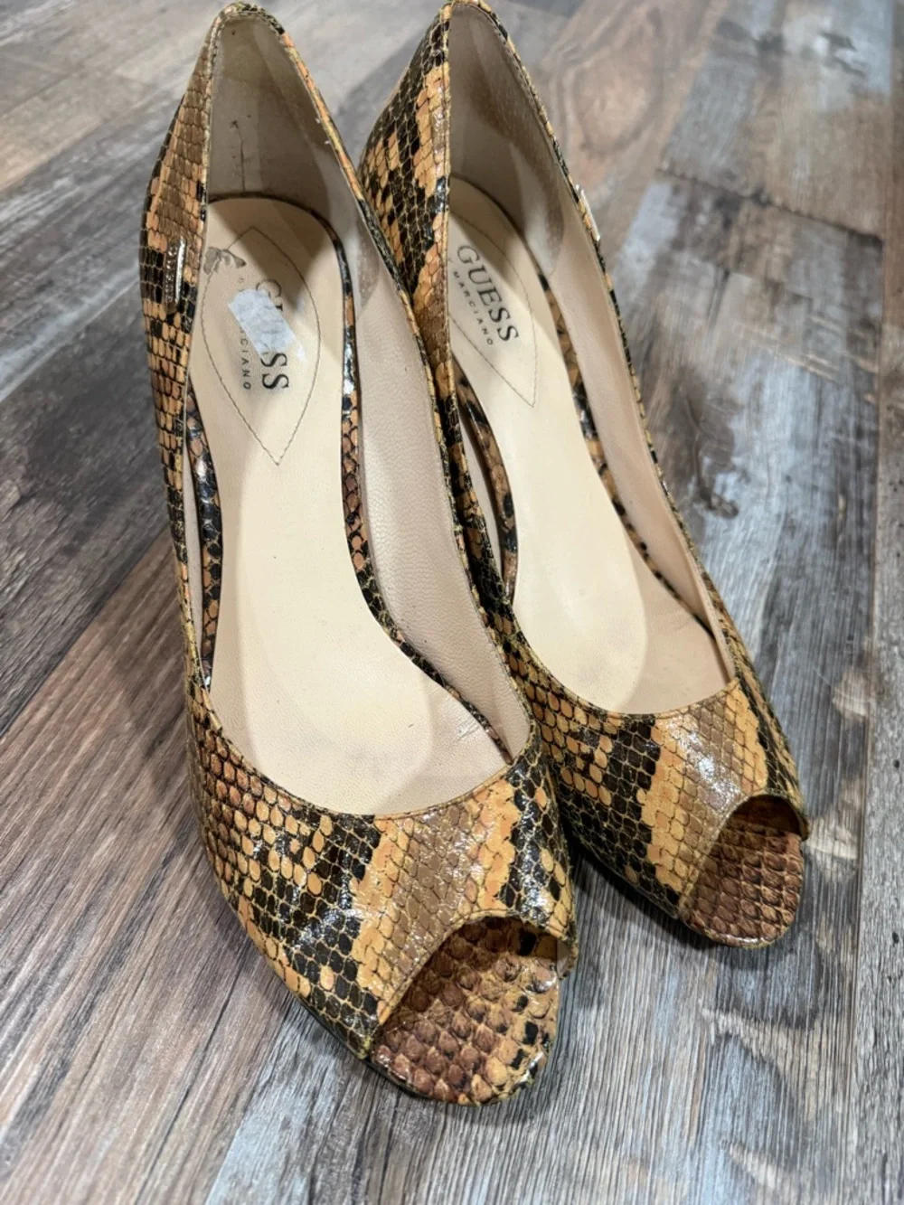 GUESS by Marciano Women’s Snakeskin Peep Toe Heels Size 9.5